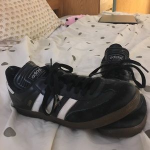 AUTHENTIC 90’s VINTAGE ADIDAS SAMBAS